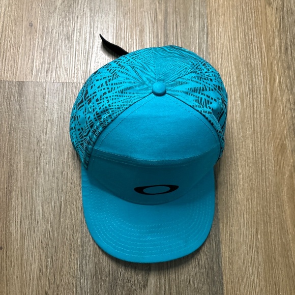 Oakley Shade Me Women's Hat Blue/Black/Graphite Adjustable Buckle Hat‎ - Picture 6 of 9